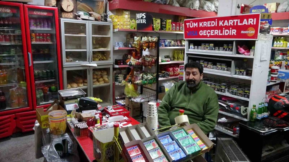 Kütahyalı Esnaf 5 Yıldır Dar Gelirli Aileleri Sevindiriyor