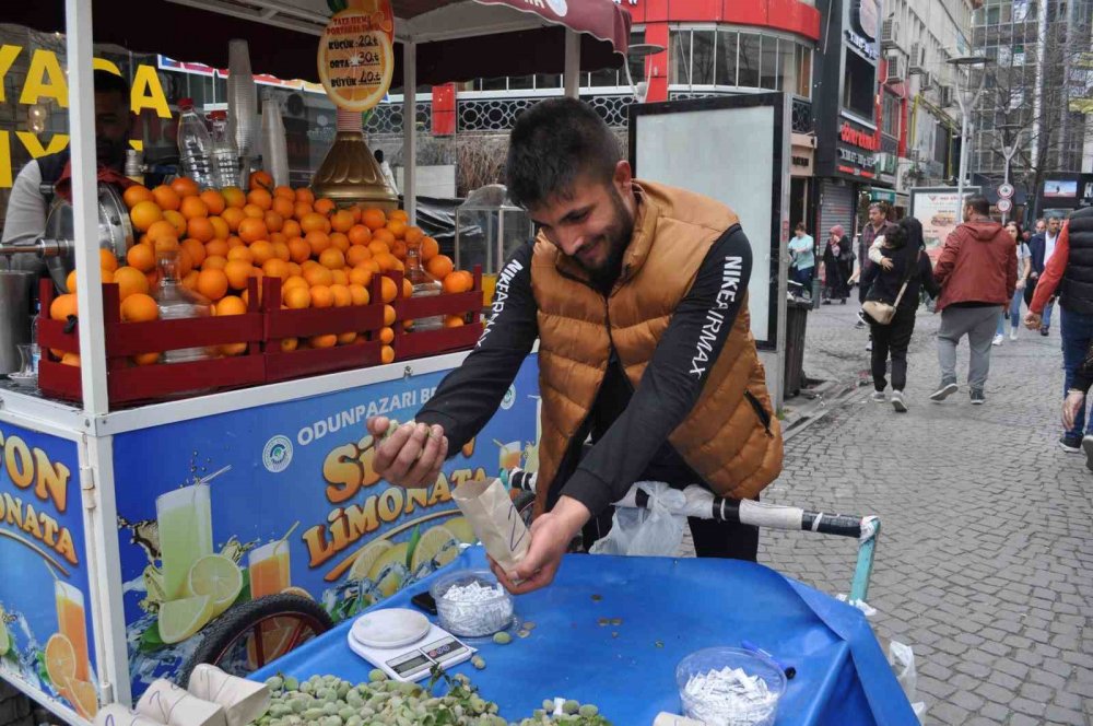 Badem Kilosu 200 Liradan Tezgahlarda