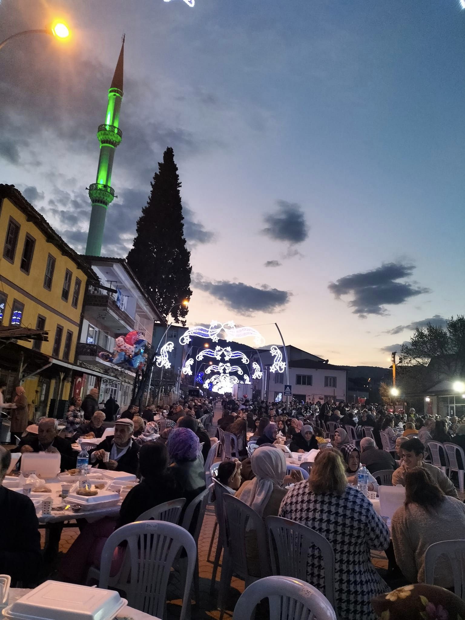 bayirkoyde-geleneksel-iftar1.jpg