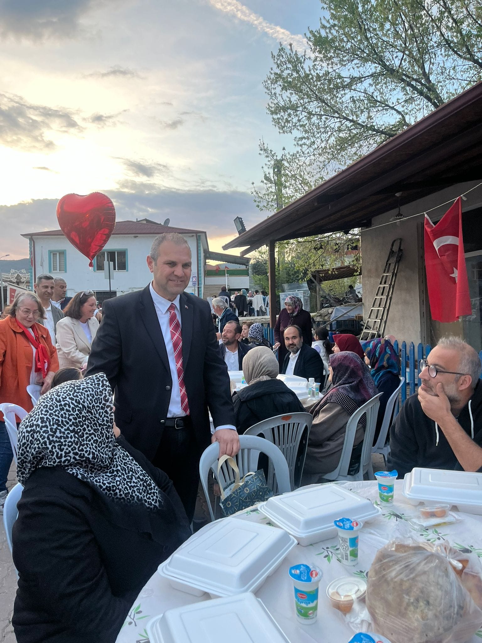 bayirkoyde-geleneksel-iftar3.jpg