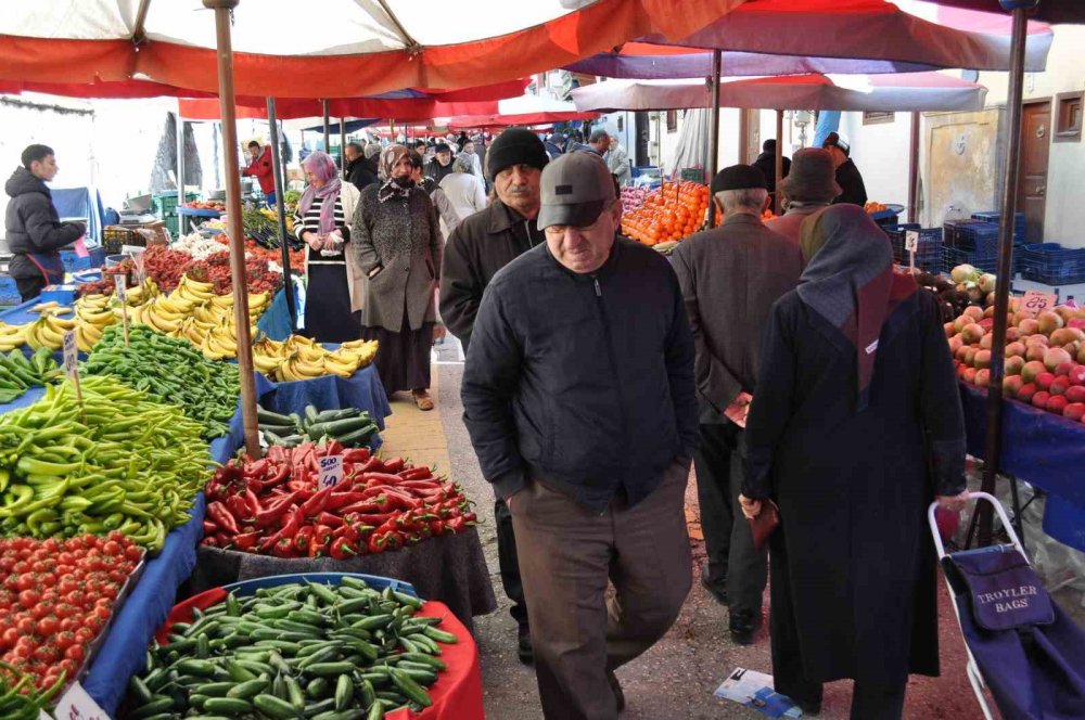 Faydaları Saymakla Bitmeyen Kerevize Pazarda İlgi Yoğun