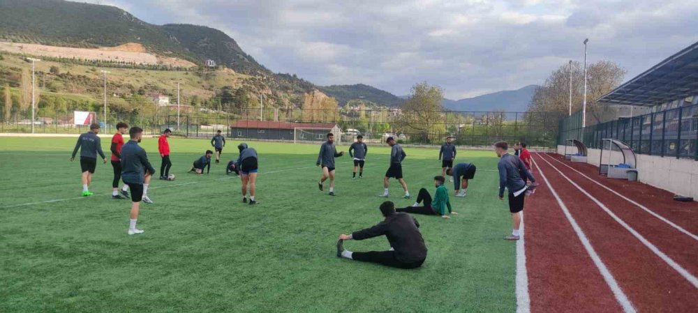 1969 Bilecik Spor Kulübü Zorlu Maç Öncesi Hazırlıklarına Başladı