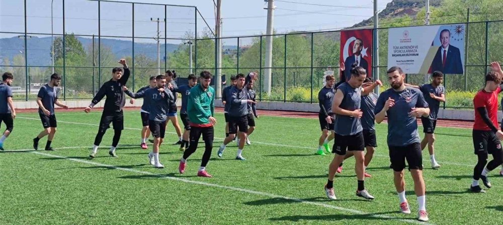 1969 Bilecik Spor Kulübü Zorlu Maç Öncesi Hazırlıklarına Başladı