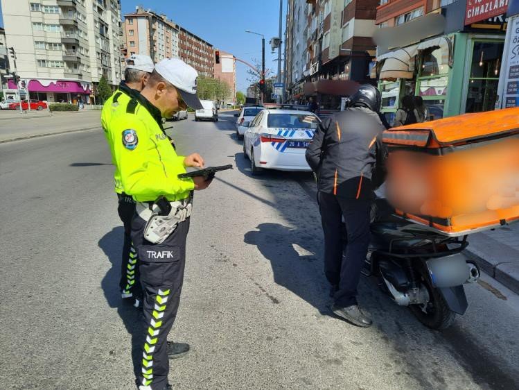 Bayram Tatilinde 542 Sürücüye Ceza Kesildi