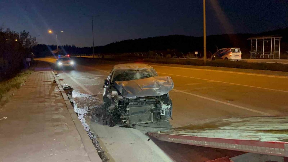 Kontrolden Çıkarak Takla Atan Otomobil Hurdaya Döndü