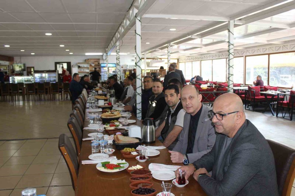 Köy Ve Mahalle Muhtarları İle Tanışma Ve İstişare Toplantısı