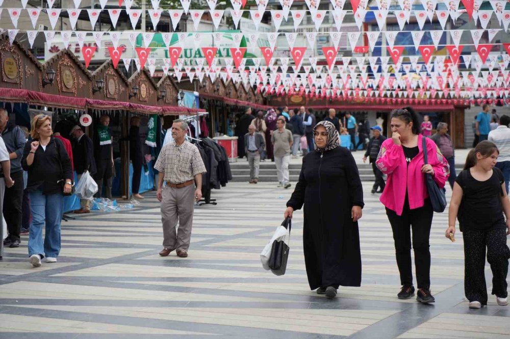 Cezaevindeki Hükümlüler Üretti, Ürünler Yoğun İlgi Gördü