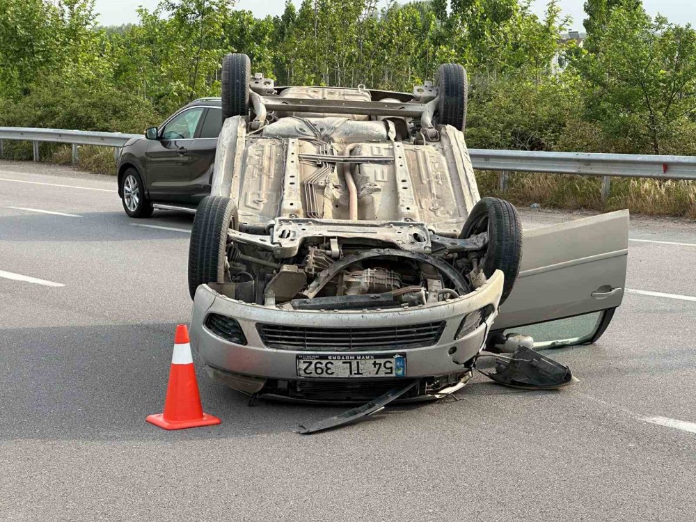 Ciple Çarpışan Otomobil Takla Attı