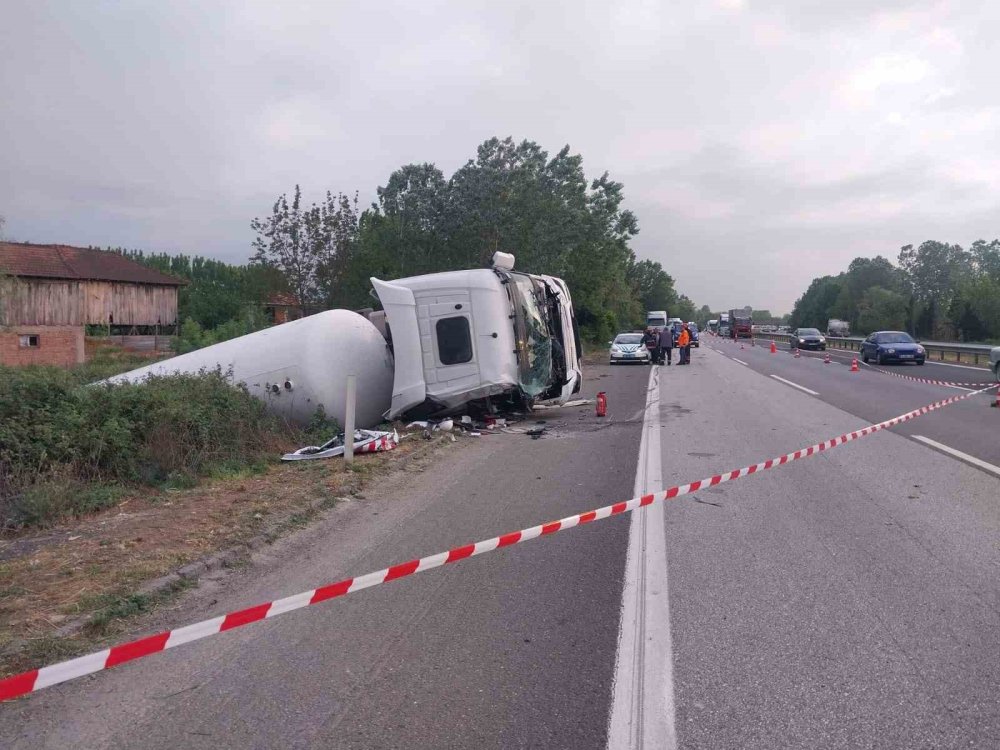 LPG yüklü tanker ile tır çarpıştı: 1 yaralı