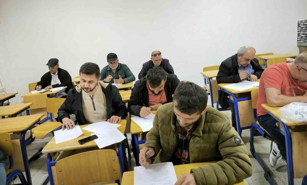 Üreticilere Meyve Ağaçlarında Aşılama Ve Budama Kursu