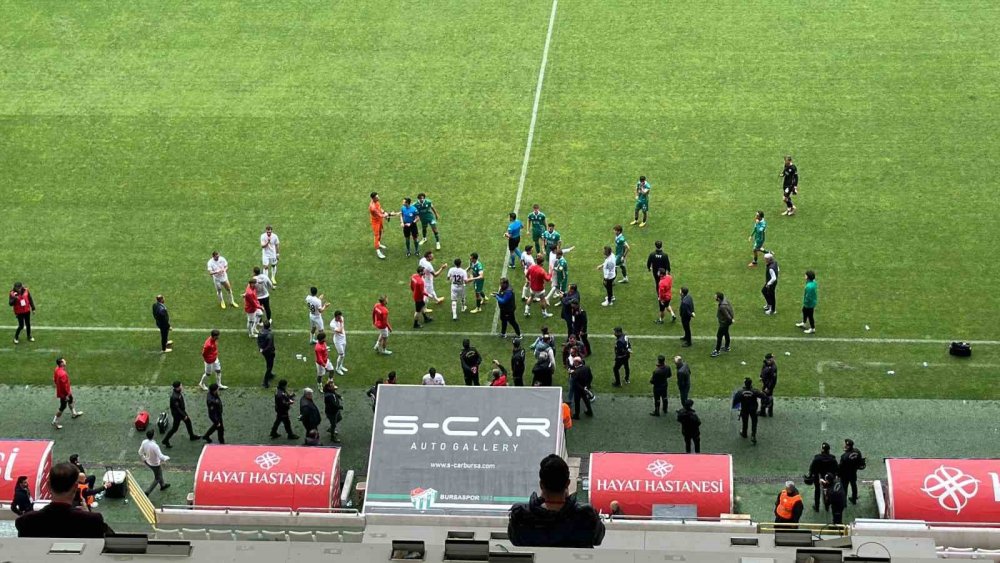 Bursaspor Maçı Yarıda Kaldı