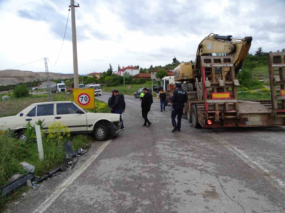 Trafik Kazası: 2 Yaralı