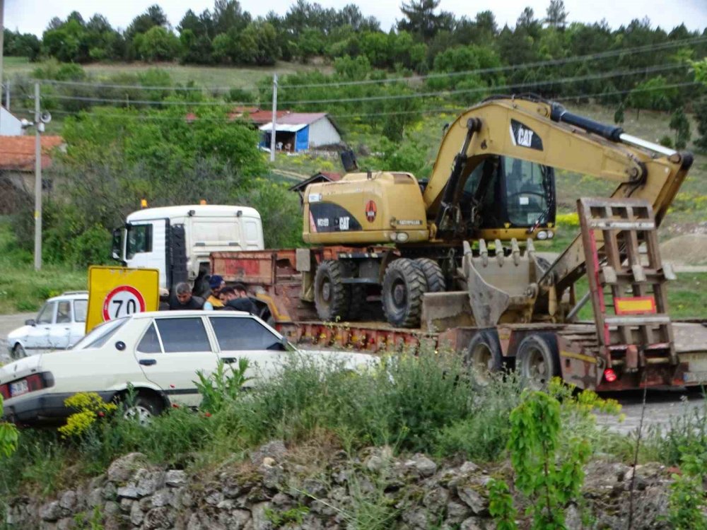 Trafik Kazası: 2 Yaralı