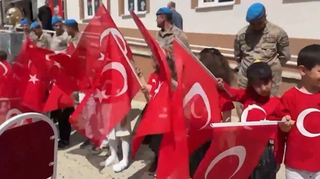 185. Yıl Kahramanlar Kütüphanesi Halkın Hizmetine Açıldı