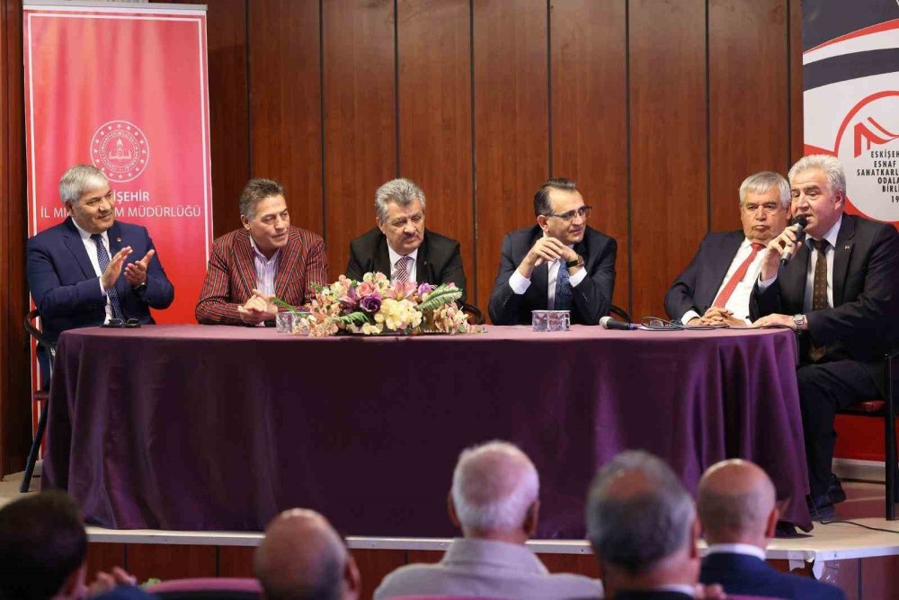 Öğrencilerle Buluşan İş İnsanları Değerli Tavsiyeler Verdi