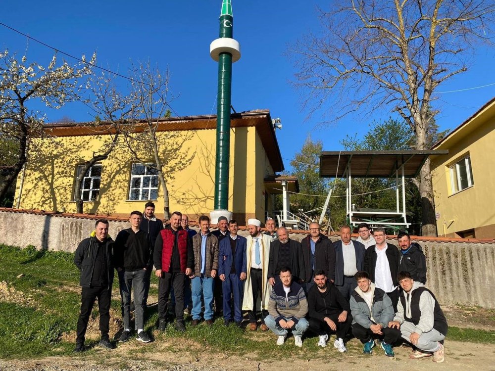 Bu Caminin Minaresi Varilden