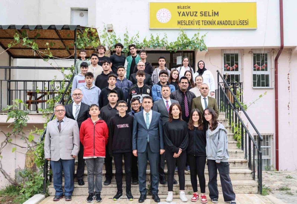 Günde 10 Bin Ekmek Üretiyorlar
