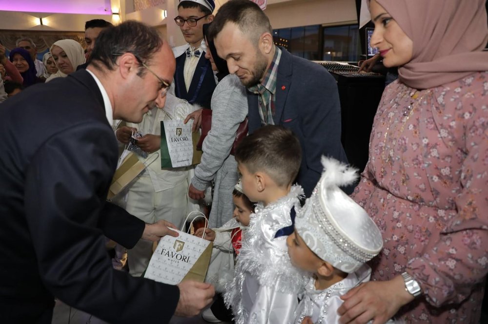 Kütahya’da Özel Çocuklar İçin Sünnet Merasimi