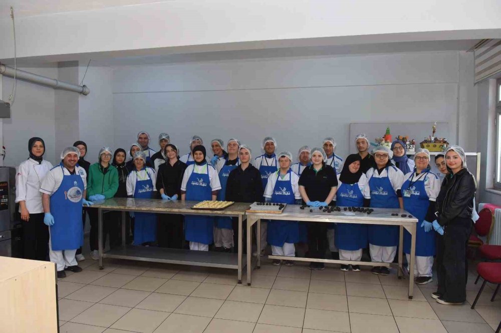 İyilik Engelleri Aşıyor
