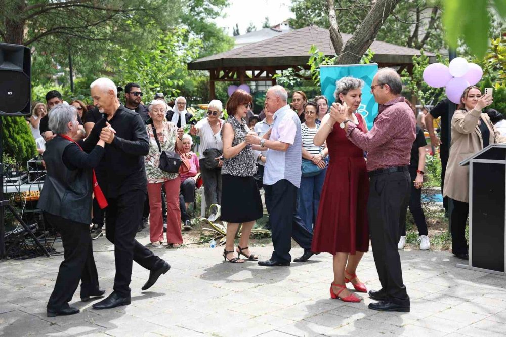 Olgun Gençler Yetenekleriyle Beğeni Topladı