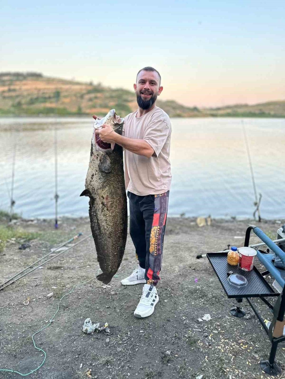 165 Santimetrelik Balık Tutan İki Arkadaşa Para Cezası