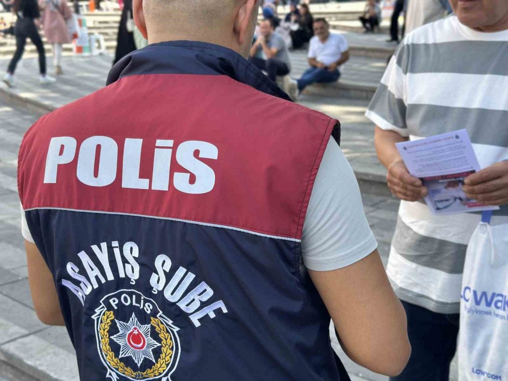 Polis Sokak Sokak Gezerek Uyarıyor