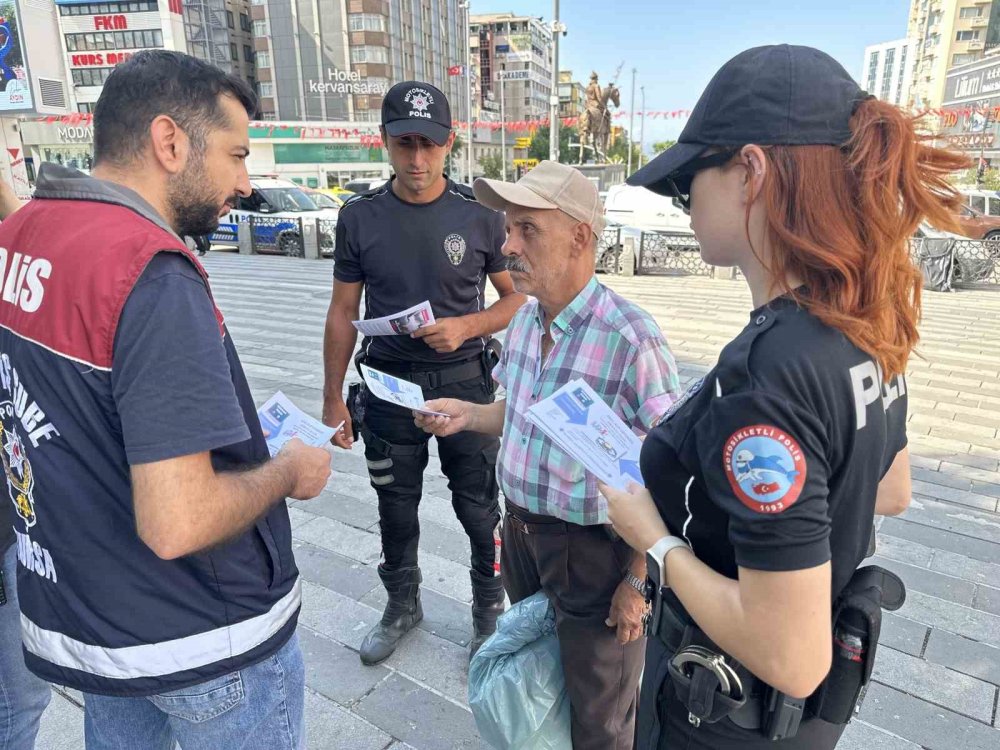 Polis Sokak Sokak Gezerek Uyarıyor