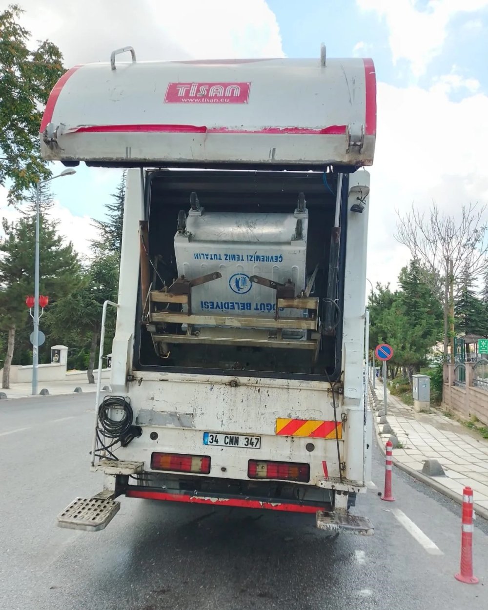 Söğüt Belediyesi’nden İlçede Detaylı Temizlik Çalışmaları
