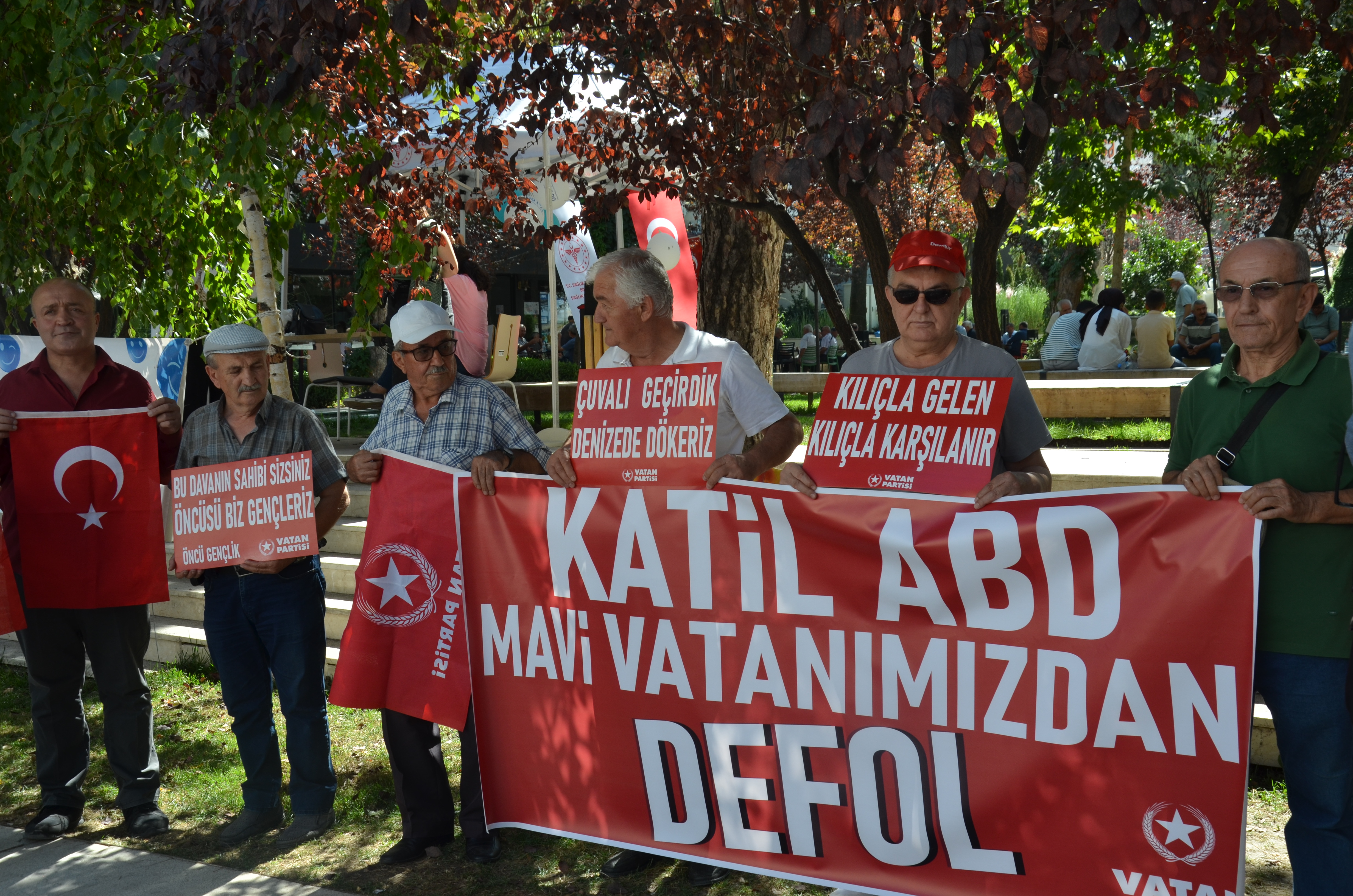 bas-dusman-amerikan-emperyalizmidir-1.jpg