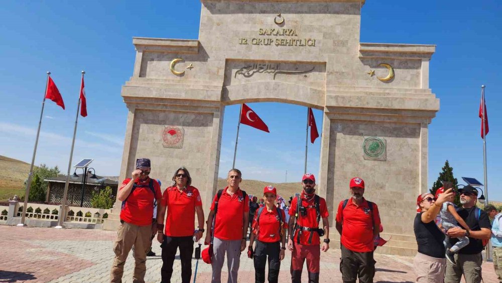 Dak Ekibi Diriliş Yolu Yürüyüşü’ne Katıldı