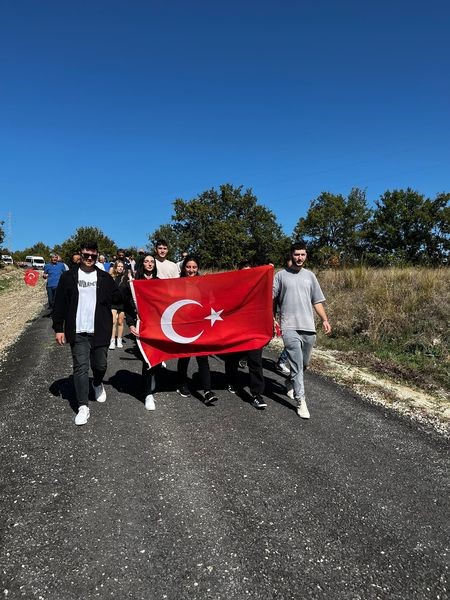 doganin-guzelliklerini-kesfetmeye-ciktilar.jpg