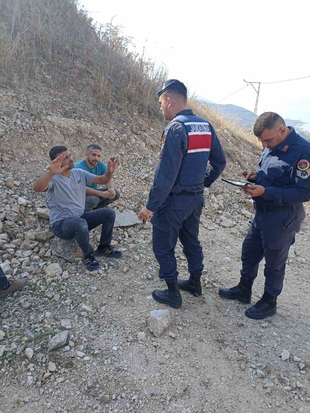 Kaçak Kazı Yapanlar Muhtara Takıldı