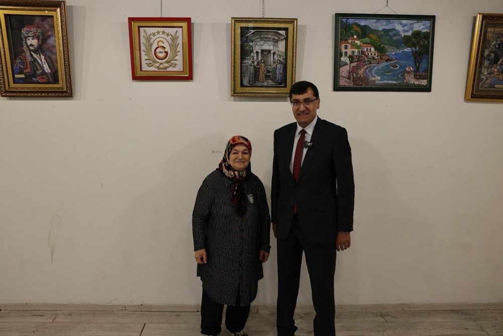 Kağıt Rölyef Sergisi