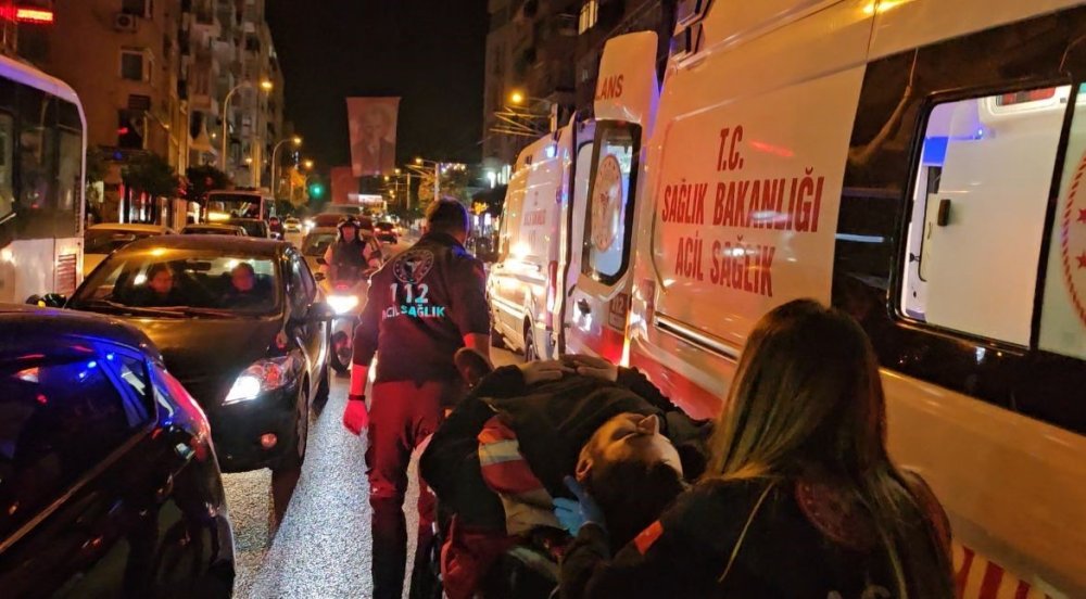 2 Motosiklet Çarpıştı: 2 Yaralı