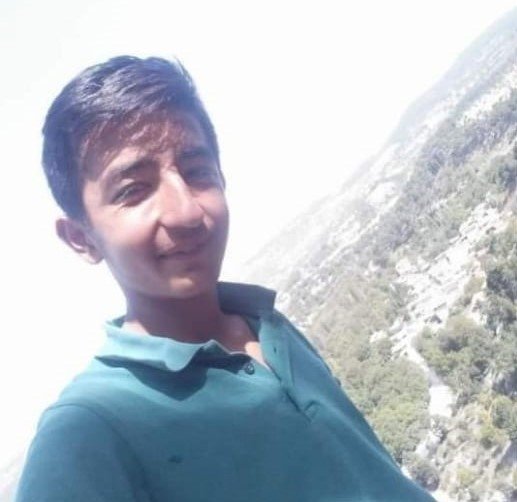 Traktörün Altında Kalan Genç Hayatını Kaybetti