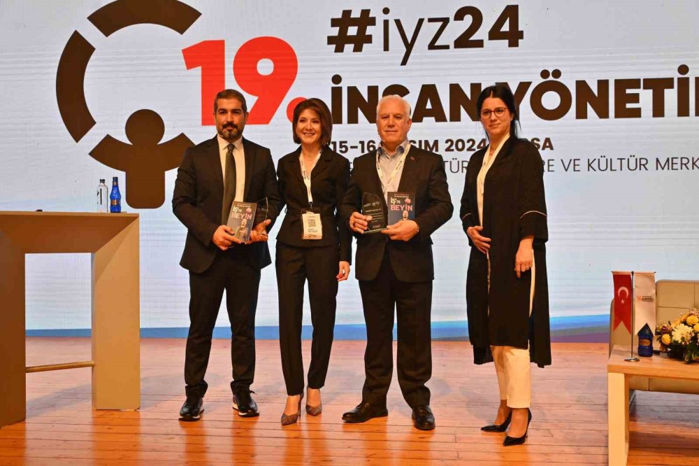 Başkan Bozbey, 19. İnsan Yönetimi Zirvesi’ne Konuk Oldu