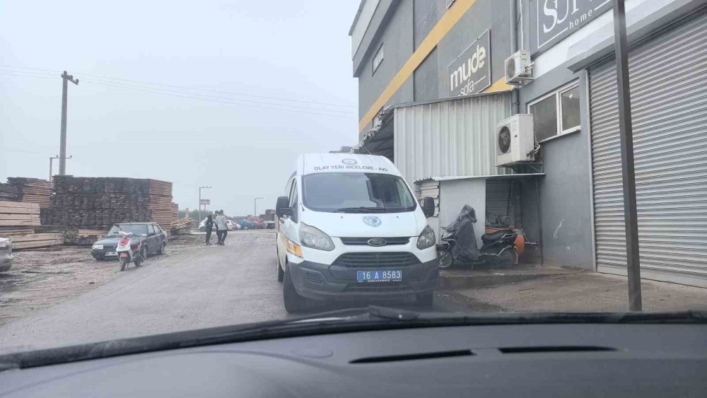 Makineden Fırlayan Ahşap Parçası Bacağına Saplanan İşçi Hayatını Kaybetti