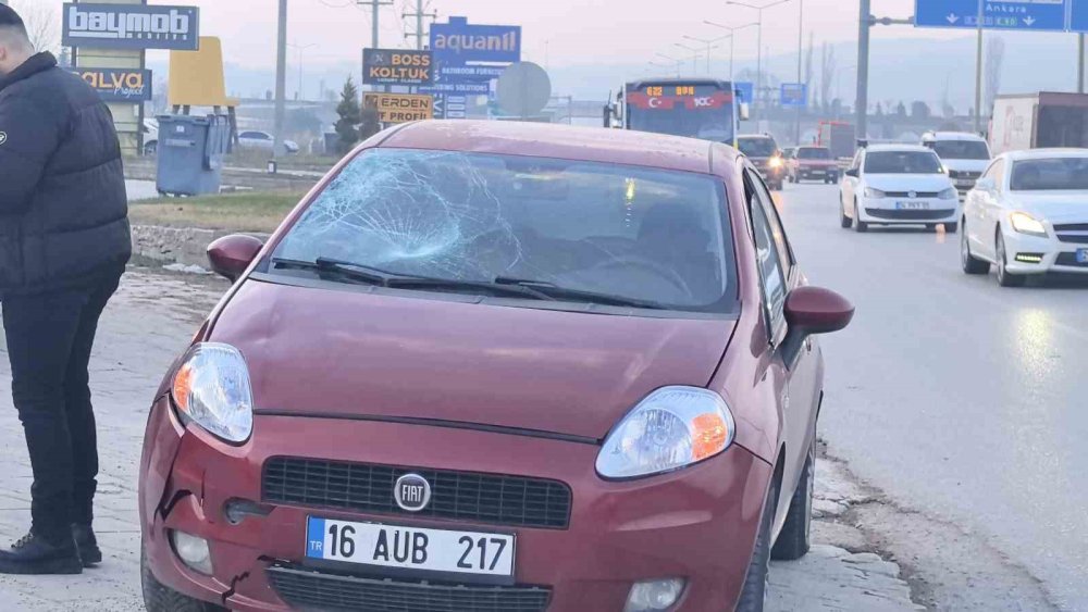 Otomobilin Çarptığı Yaşlı Adam Ağır Yaralandı