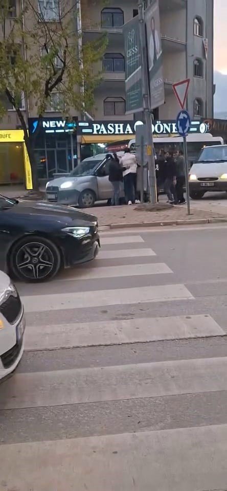 Trafik Kavgası Kameraya Yansıdı