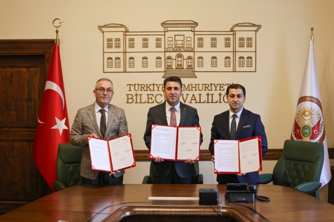 imzalar-cocuklarimiz-icin-atildi1.jpg