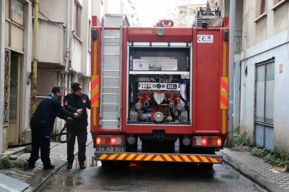 Şehir Merkezinde Korkutan Yangın