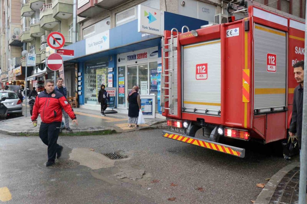 Şehir Merkezinde Korkutan Yangın