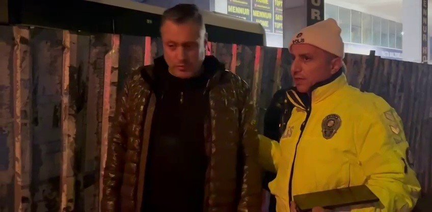 Alkollü Sürücü aracının Çekiciye Bindirilmesini Kayda Aldı