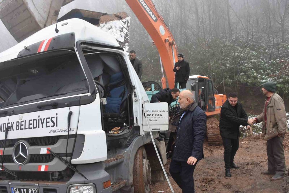 Taş Kırma Makinesi devrilmesi sonucu ağır yaralanan vatandaş hastanede hayatını kaybetti