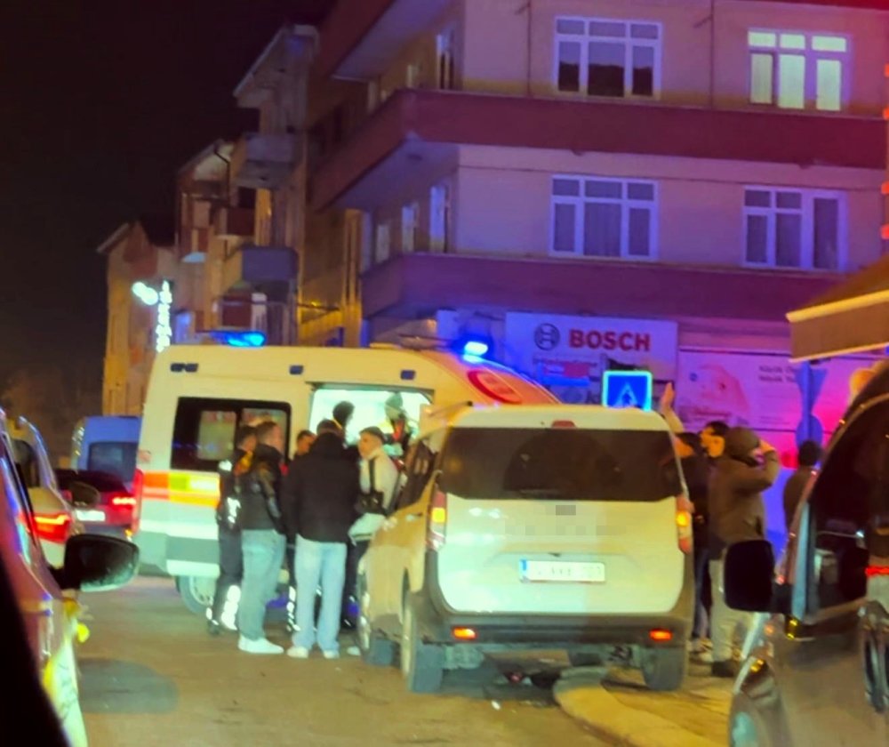 Polisten Kaçarken Kaza Yaptılar