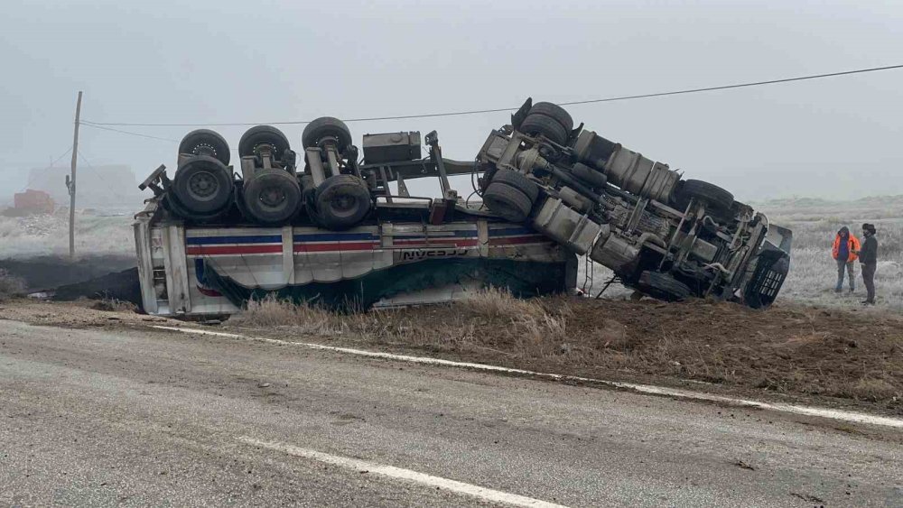 Gizli Buzlanma Kazaya Sebep Oldu, 1 Kişi Yaralandı