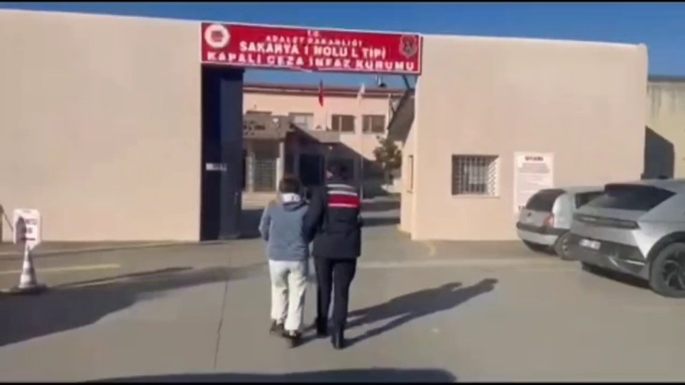 Suç Makinesi Kadın Jandarma Ekiplerince Yakalandı