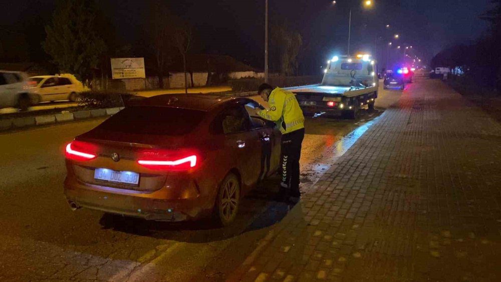 Alkollü Sürücü Polise Zor Anlar Yaşattı