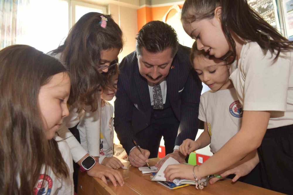 Başkan Özel, Küçük Başkan Adayının İsteğini Geri Çevirmedi