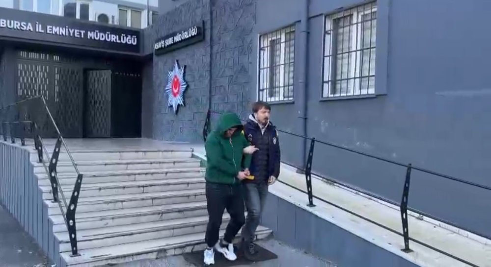 Hırsızlıktan Girdiği Cezaevinden İzne Çıktı, Tekrar Hırsızlık Yaptı